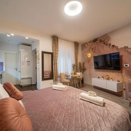 Cosy&Private,30Sec Walk To Mainsquare, Heart Of Zagreb Apartment Exterior photo