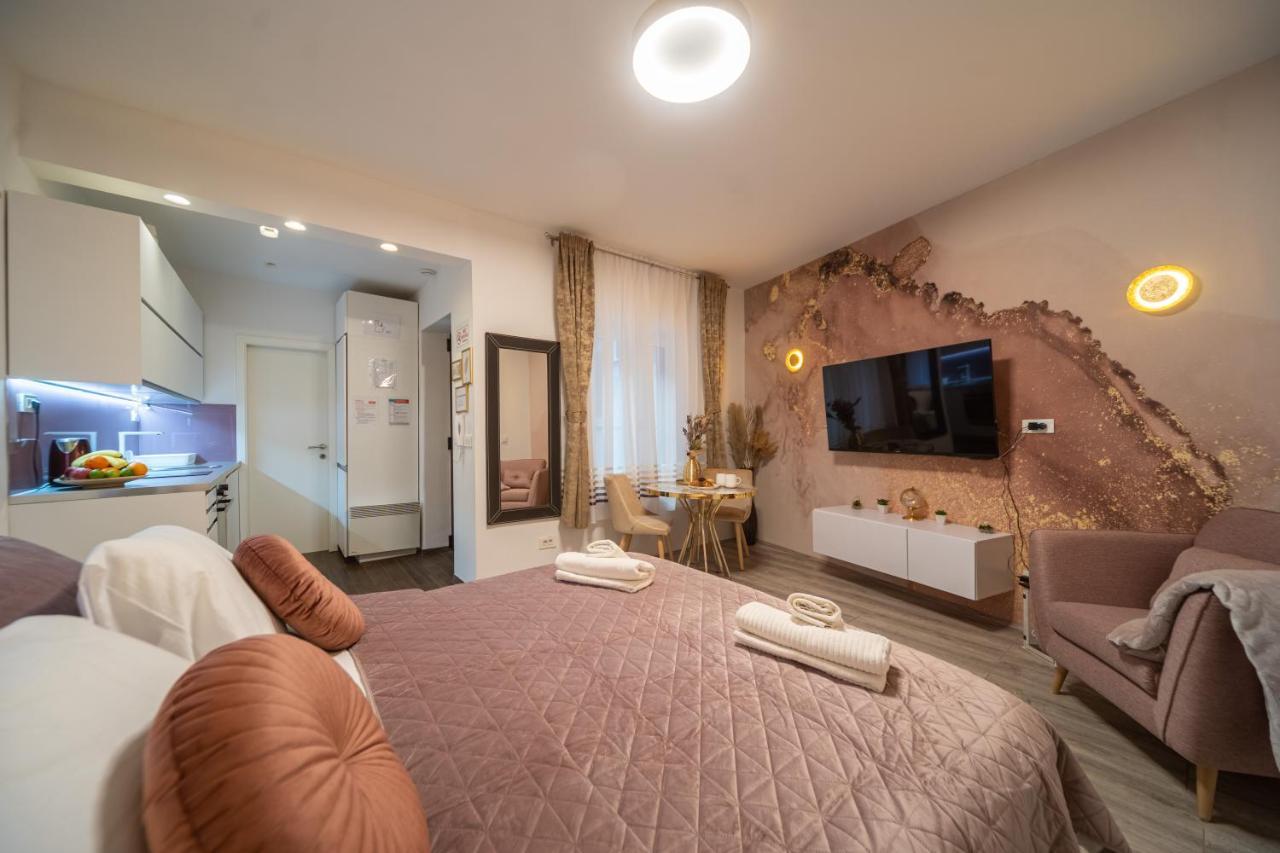 Cosy&Private,30Sec Walk To Mainsquare, Heart Of Zagreb Apartment Exterior photo