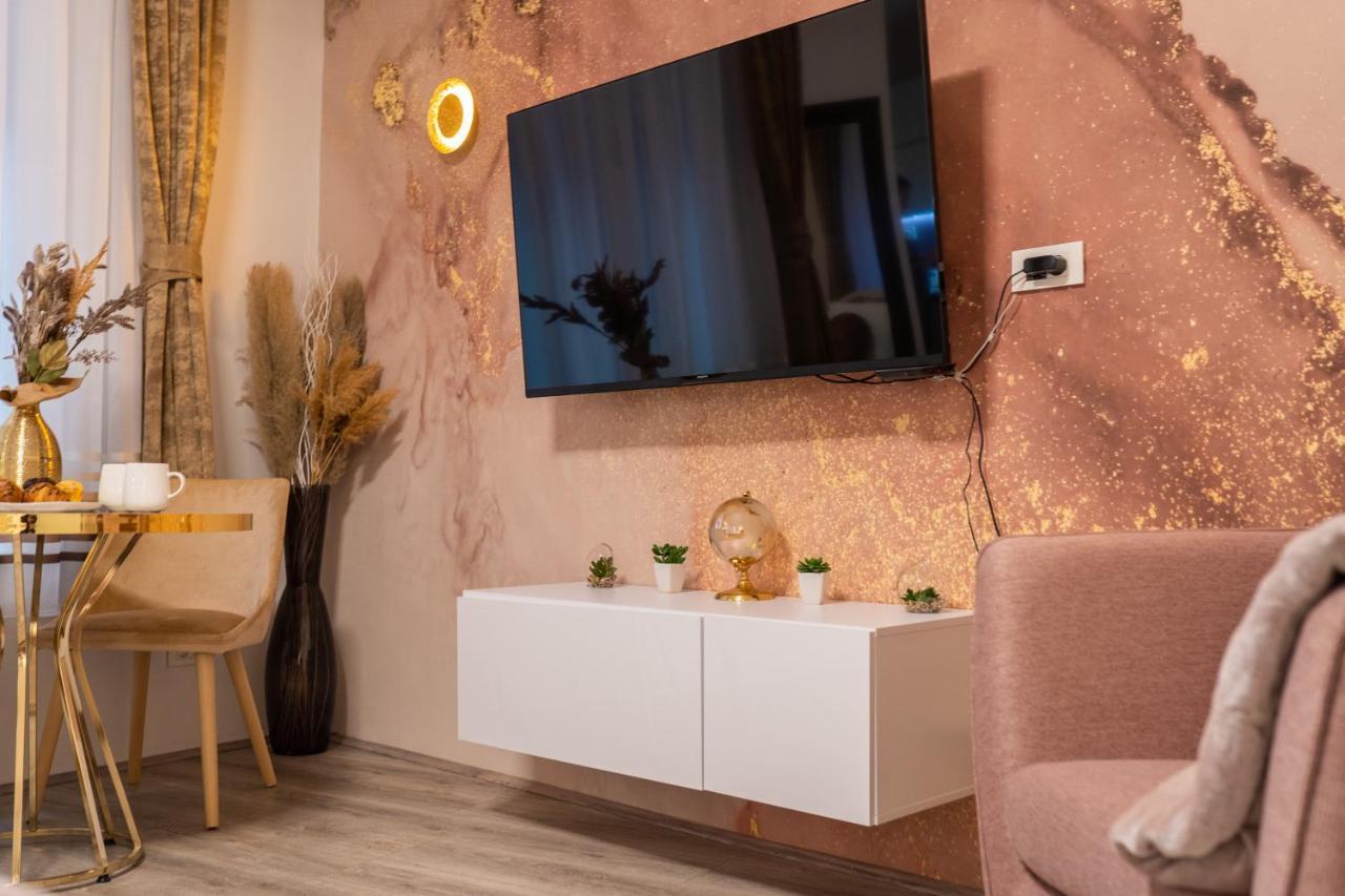 Cosy&Private,30Sec Walk To Mainsquare, Heart Of Zagreb Apartment Exterior photo